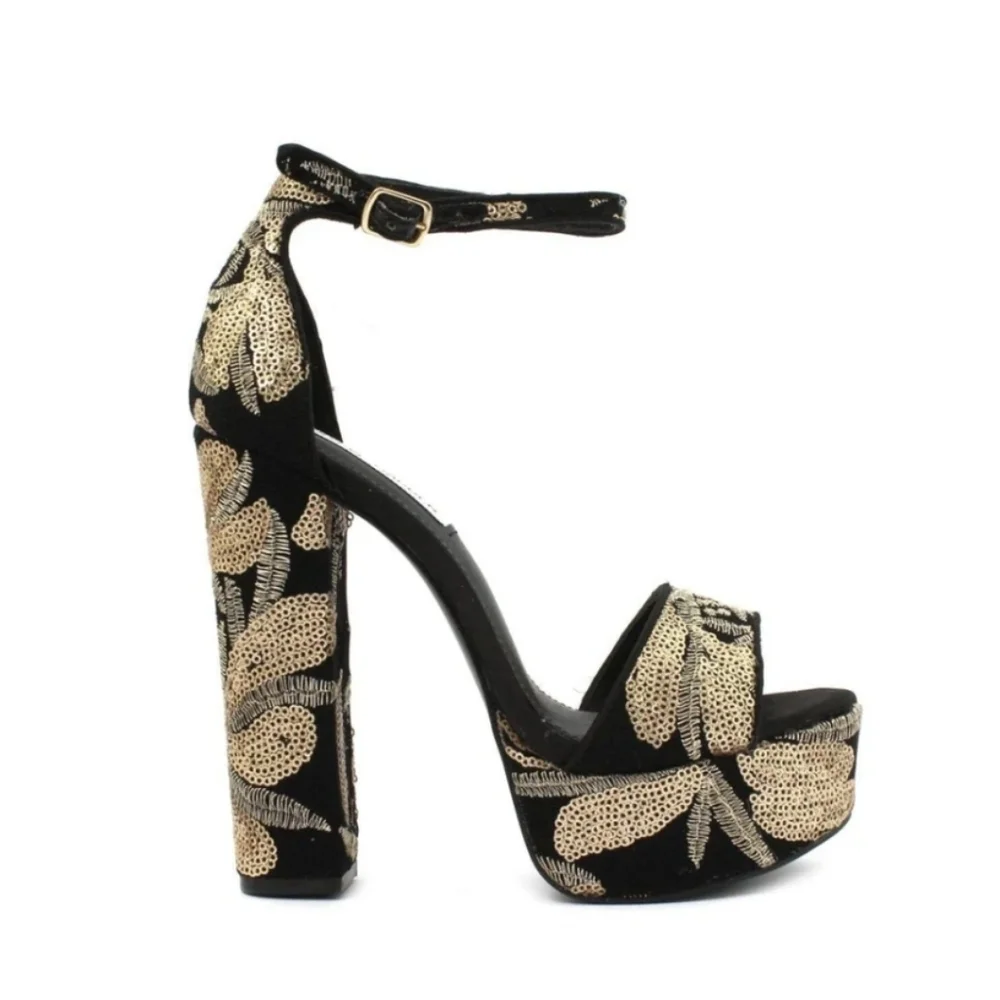 Steve Madden steve madden